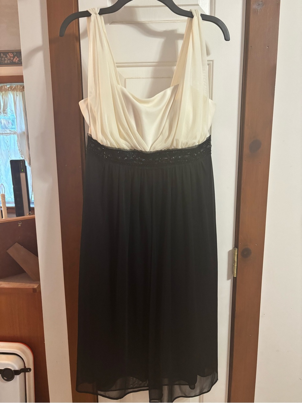 Jessica Howard Ivory and Black Draped Midi Dress